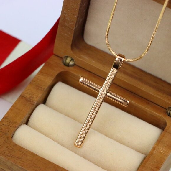 "Elegant Long Cross Rose Gold Pendant with Diamond Pattern Design, XPPT1601 - Picture 10 of 13